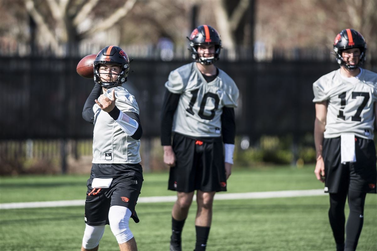Oregon State QB Sam Vidlak turns heads in his first day of practice