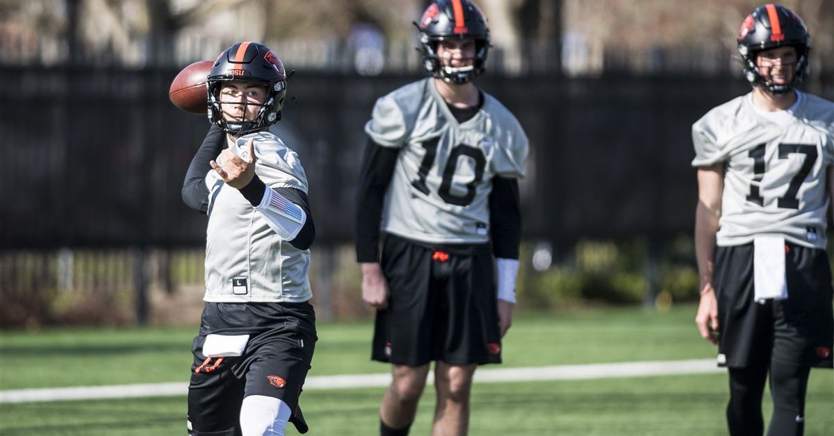 Oregon State QB Sam Vidlak turns heads in his first day of practice