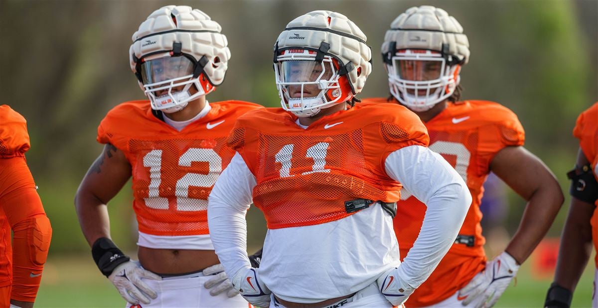 Clemson spring game storylines Defense