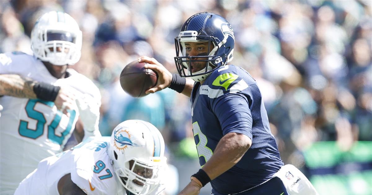 Russell Wilson ranked 12th among QB's in MMQB ranking