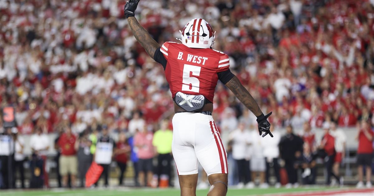 Bryce West 'playing free' in versatile role for the Badgers defense