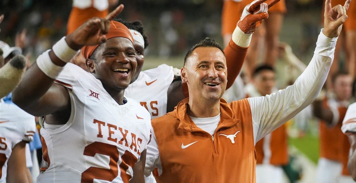 College Football'S Top 25: Will Texas Live Up To The Hype? - a1lsqa7