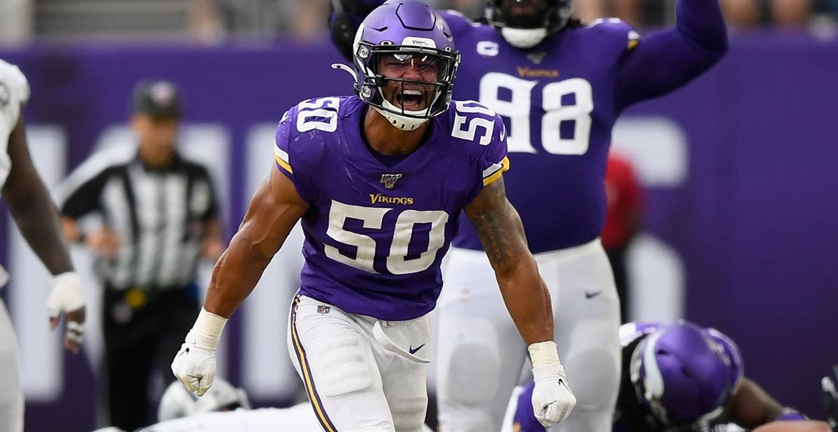 Minnesota Vikings linebacker Eric Wilson (50) waits for a new