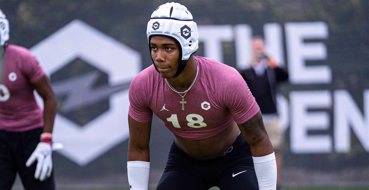 Ranking college football's top 25 recruiting classes for 2022 on