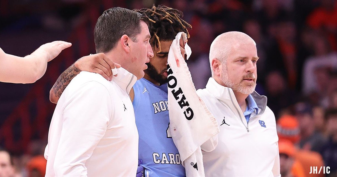 R.J. Davis’ Toughness Shows Tar Heels Can Take Punches — Or Elbows R.J. Davis’ Toughness Shows Tar Heels Can Take Punches — Or Elbows