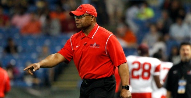 It's Time for Mike Singletary to Return to Chicago; This Time with