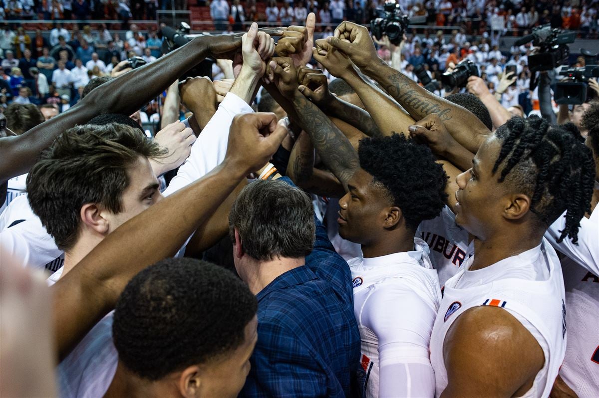 Basketball Photos: Auburn's 75-66 Win Over Kentucky