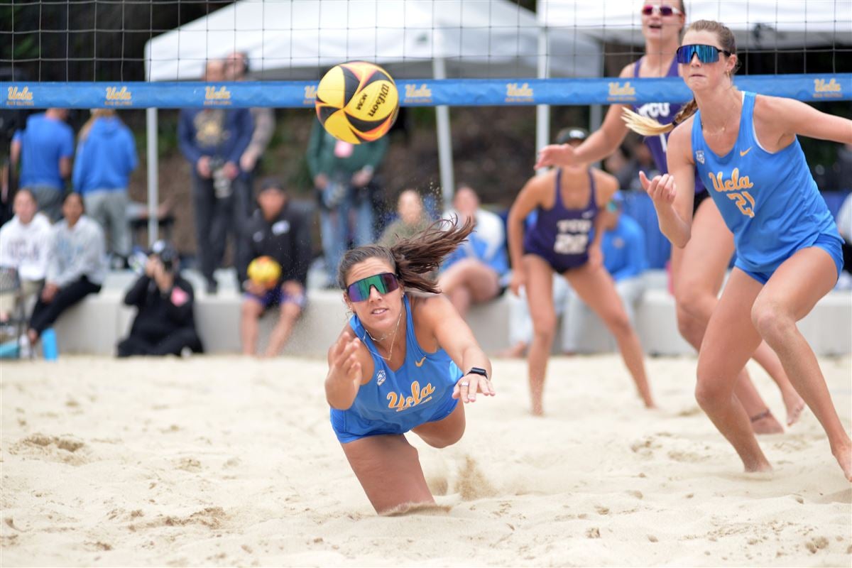 Photos: Beach Volleyball suffers first loss of the season to TCU