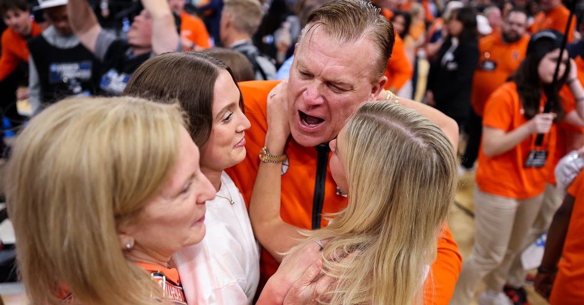 'Team Underwood' punches ticket to Final Four with Illini after years of sacrifice: 'We just believed in him'