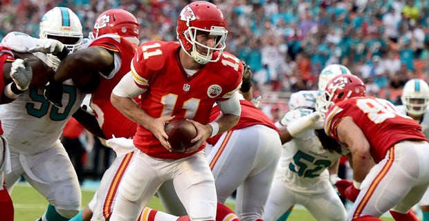 Alex Smith in a Chiefs jersey looks a lot like Damon Huard