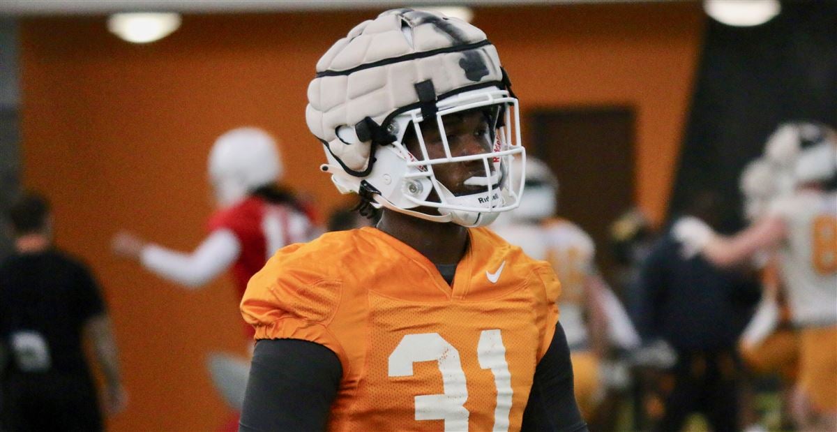 Jersey numbers, heights and weights released for Tennessee