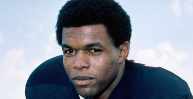 Bears great Gale Sayers' family opens up about dementia struggle - Chicago  Sun-Times