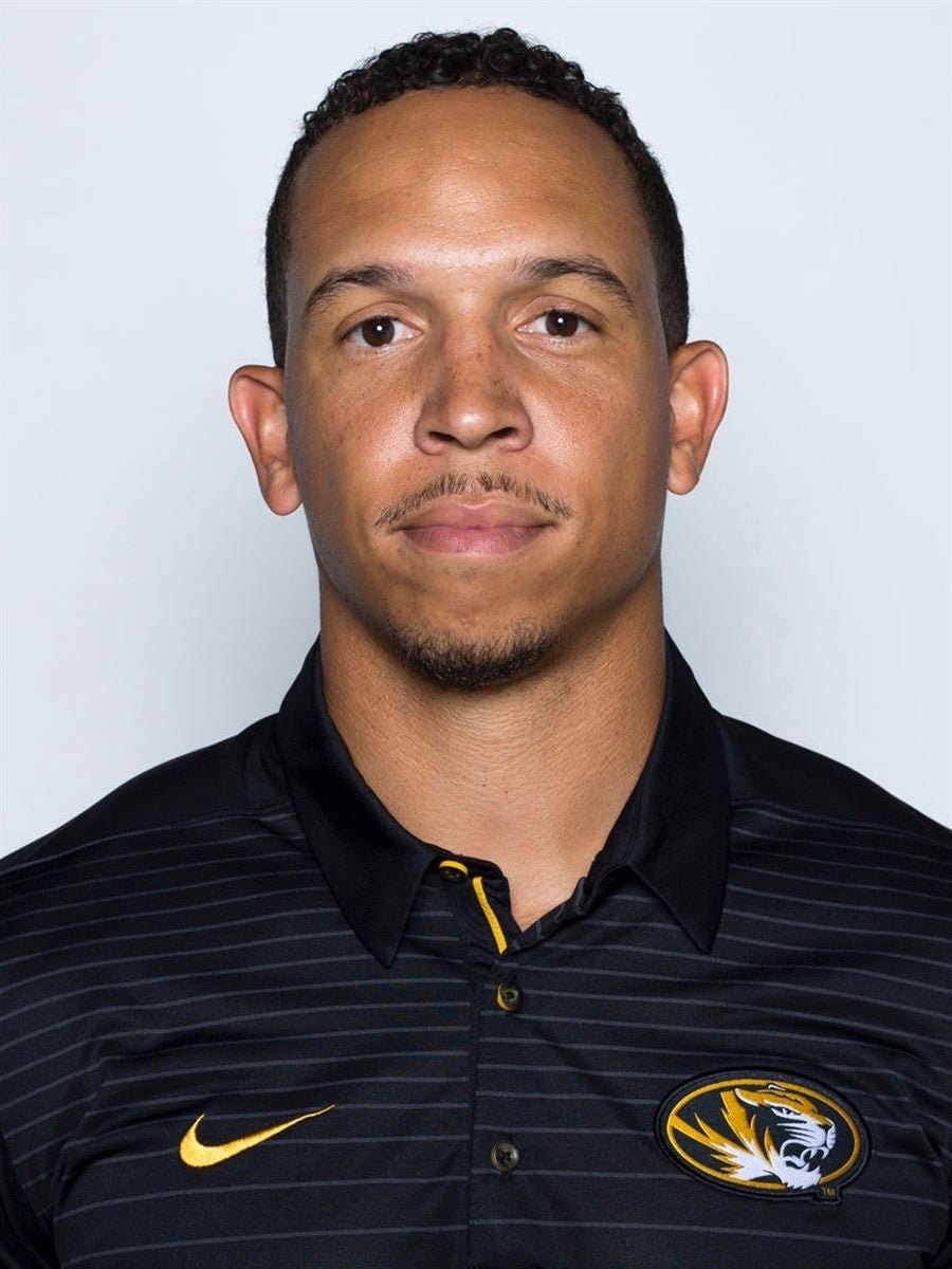 Ryan Walters Defensive Coordinator FB Missouri Tigers   7949189 