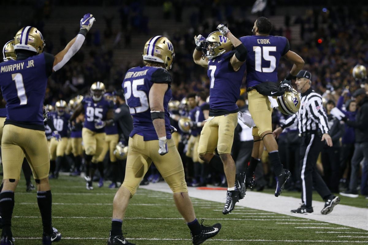 Washington RB Myles Gaskin breaks 1,000 yard mark for Pac-12 record fourth  time - Visit NFL Draft on Sports Illustrated, the latest news coverage,  with rankings for NFL Draft prospects, College Football