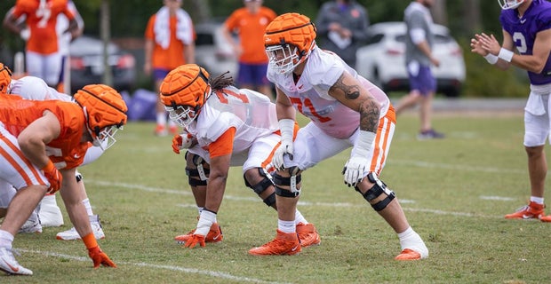 Clemson OC Garrett Riley Previews Duke Game, Talks Wide Receivers, OL ...
