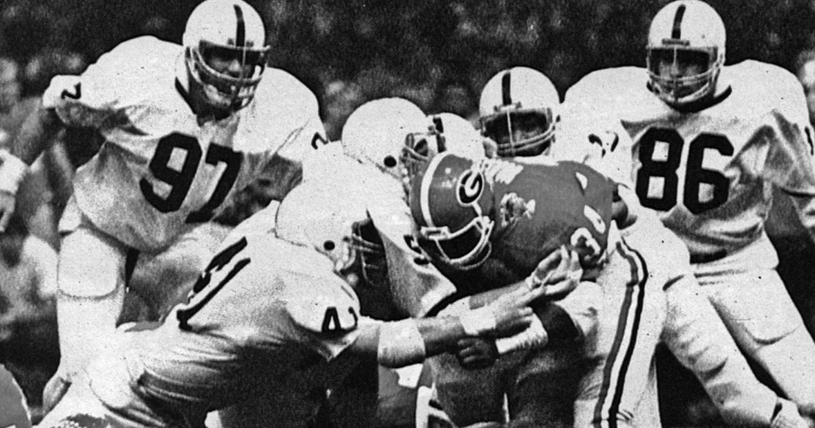 Current Nittany Lions aim to earn respect of Penn State's 1982 national