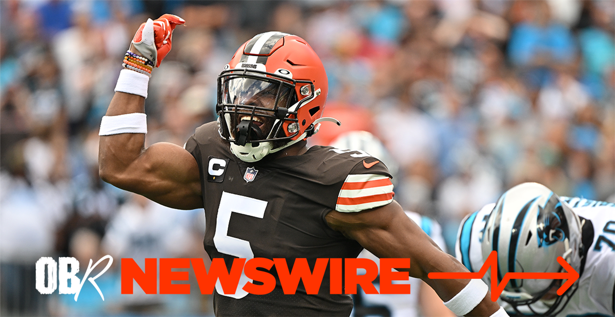 The Cleveland Browns lead the Titans 13-3 at halftime! 