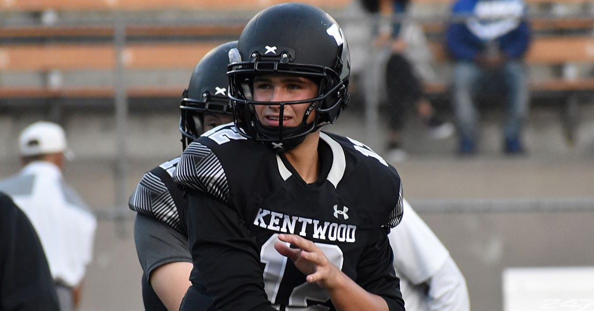 Kentwood QB Jackson Proctor Makes His Commitment