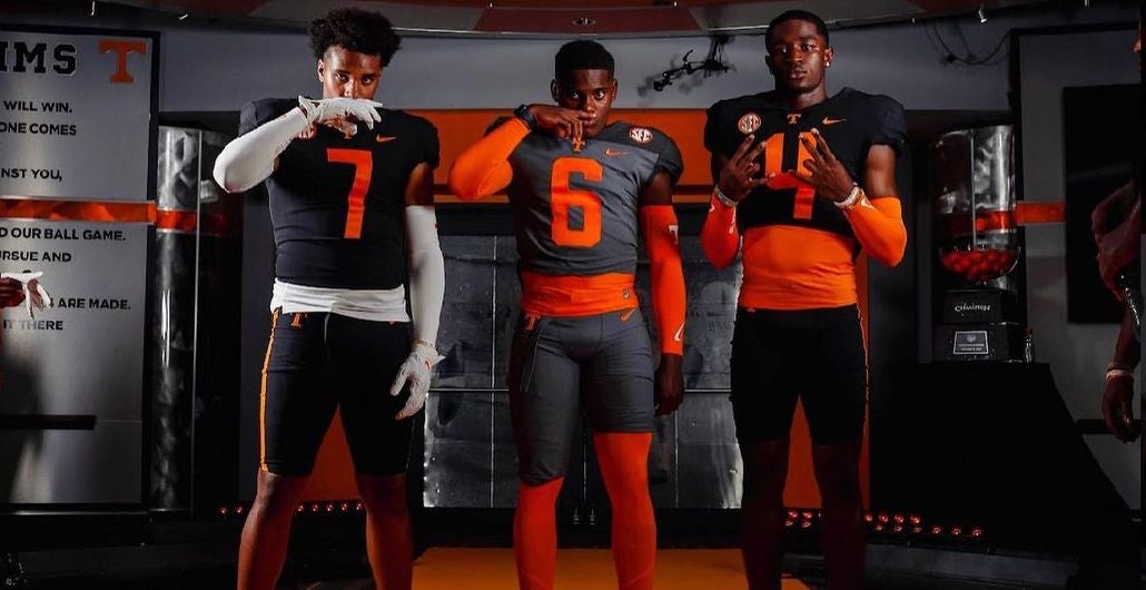 Boo Carter focuses on recruiting Vols' top targets during official