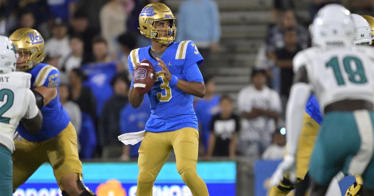 ESPN names QB battle as biggest spring question mark for Ducks