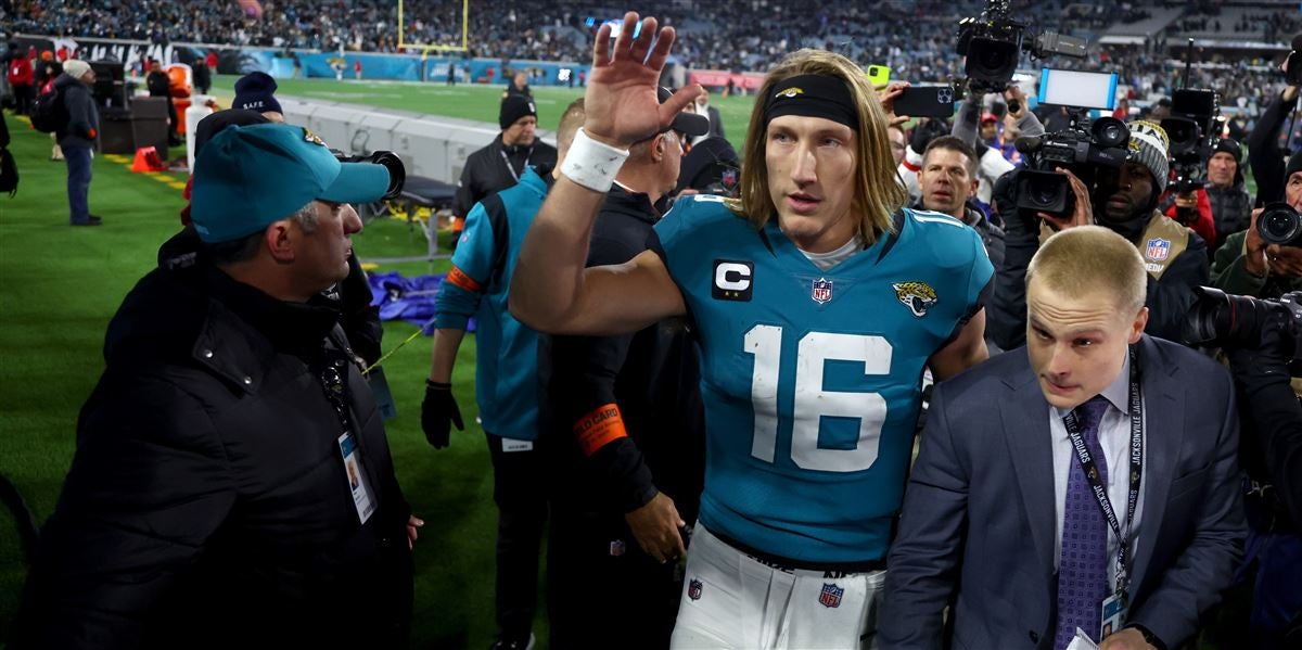 Jaguars' Trevor Lawrence celebrates win at Waffle House, fires off