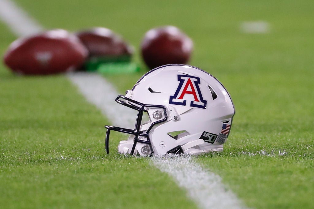 Arizona Wildcats football: Cats reveal new uniforms