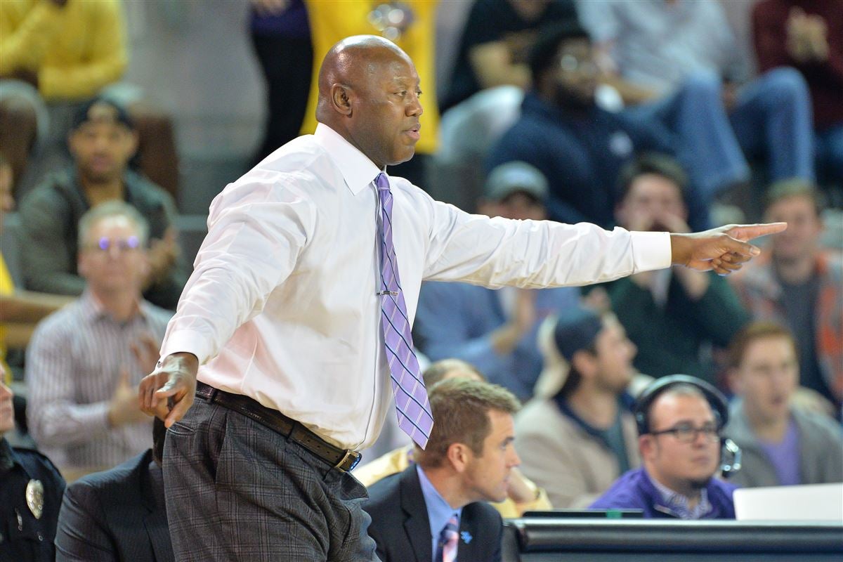 Michael Perry, Assistant Coach (BK), East Carolina Pirates