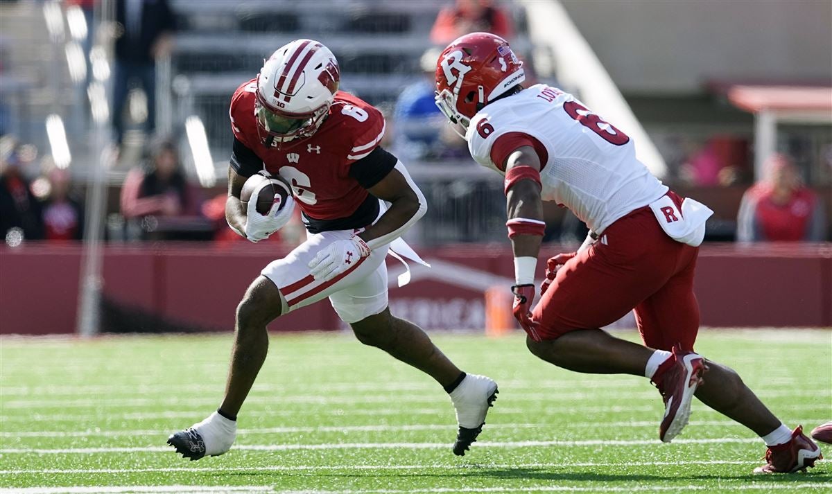 CBS Sports Broadcasting crew for the season opener has a Rutgers football  twist