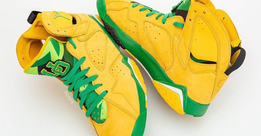 Oregon basketball gifted Air Jordan 7 Oregon PE for Pac-12 Tournament
