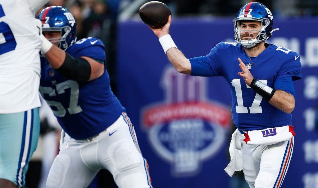 New York Giants signing Mike Glennon to back up Daniel Jones