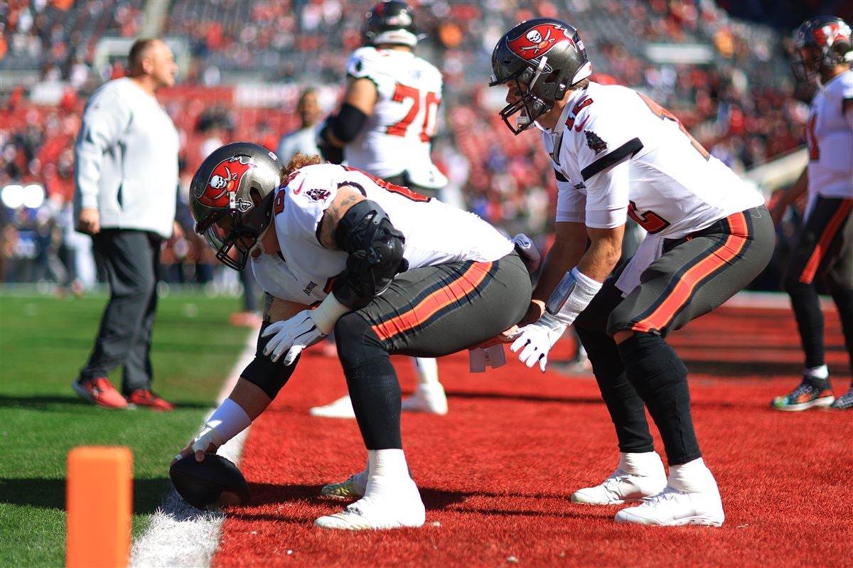 Ryan Jensen finally reveals the details of his serious knee injury,  unlikely return for postseason - Tampa Bay Buccaneers, BucsGameday