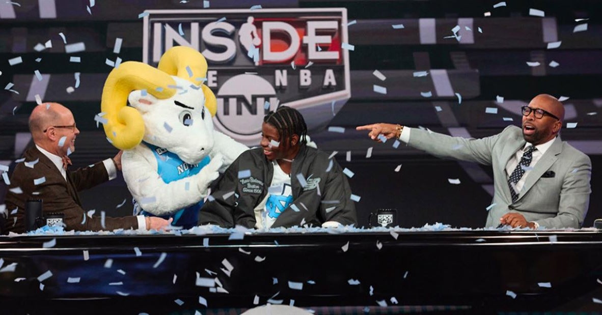 Five-Star Forward Caleb Wilson Commits To UNC Basketball Five-Star Forward Caleb Wilson Commits To UNC Basketball