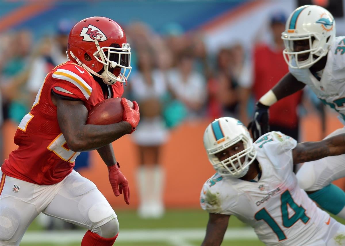 Kansas City Chiefs place running back Joe McKnight on PUP list