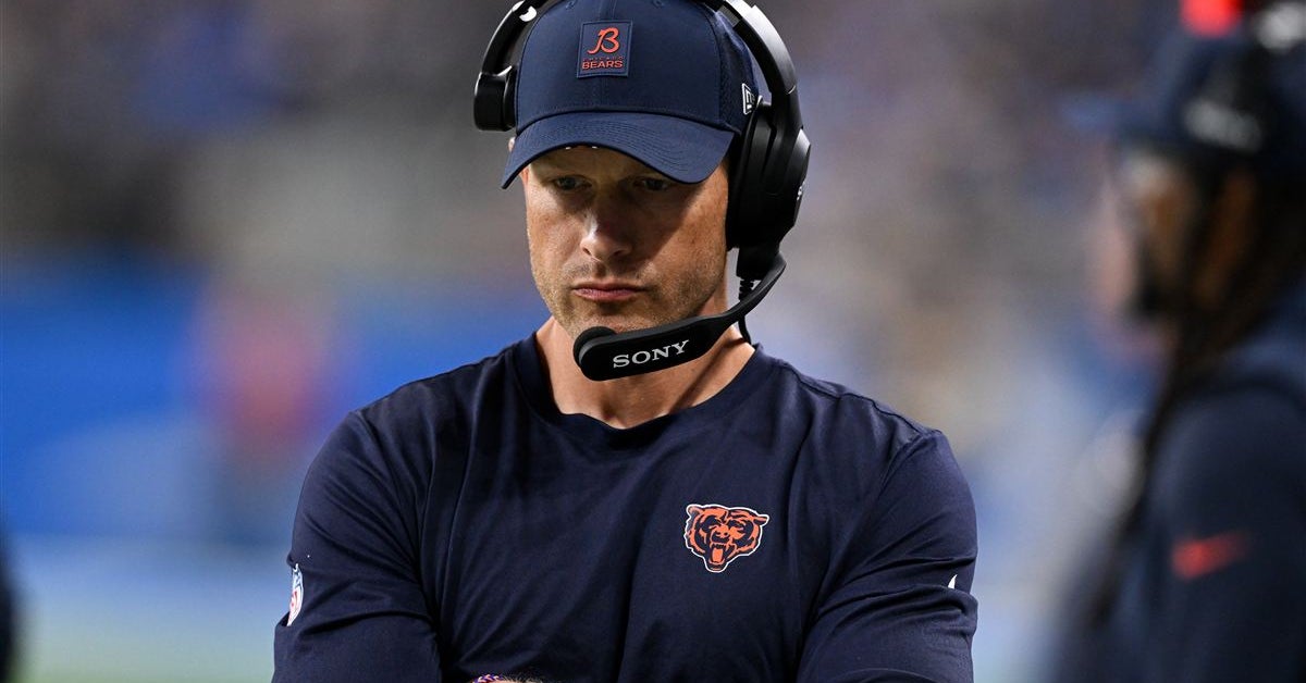 Penalties and sloppy play continue to haunt Bears offense in blowout loss to Lions