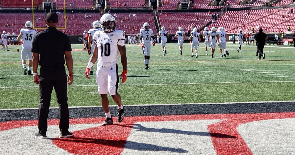 Louisville Wearing Muhammad Ali Themed Uniforms