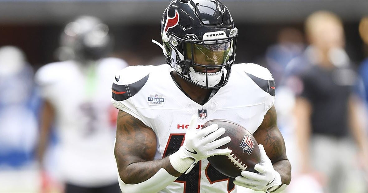 Underdog Running Back British Brooks Makes NFL Debut Underdog Running Back British Brooks Makes NFL Debut