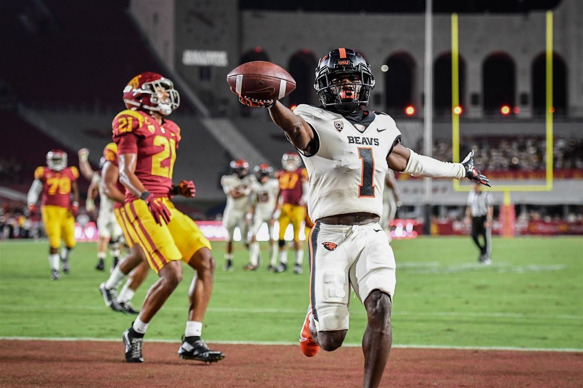 Way-Too-Early Predictions for Oregon State's 2022 Offensive Depth Chart