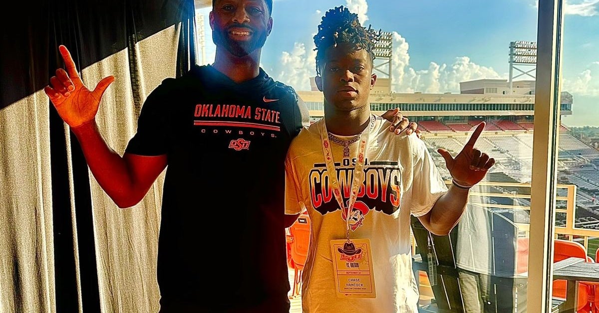 Oklahoma State offers two 2028 prospects visiting for Oregon game
