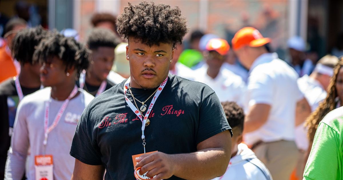 Breaking Payton Page commits to Clemson over SEC, ACC finalists