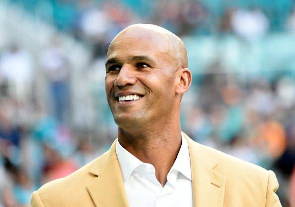 REPORT: Mario Cristobal Hiring Jason Taylor to Coach Defensive Ends - All  Hurricanes on Sports Illustrated: News, Analysis, and More