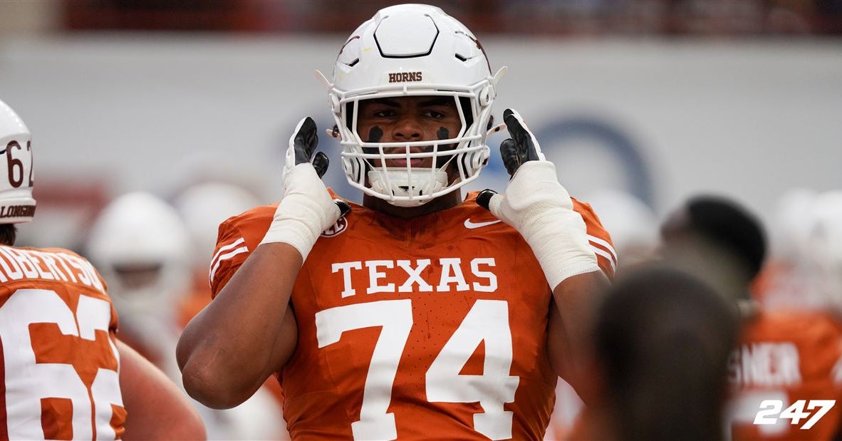 Three Texas football players named to the Lombardi Award watchlist