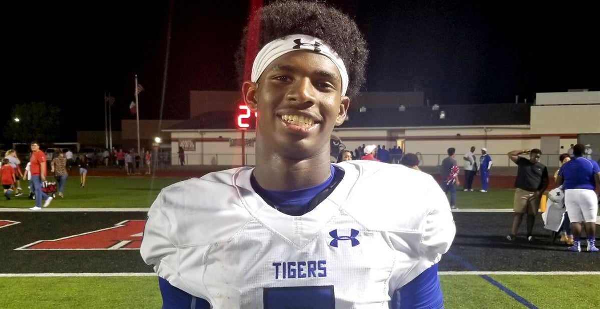 Two of Deion Sanders' kids in Columbia?