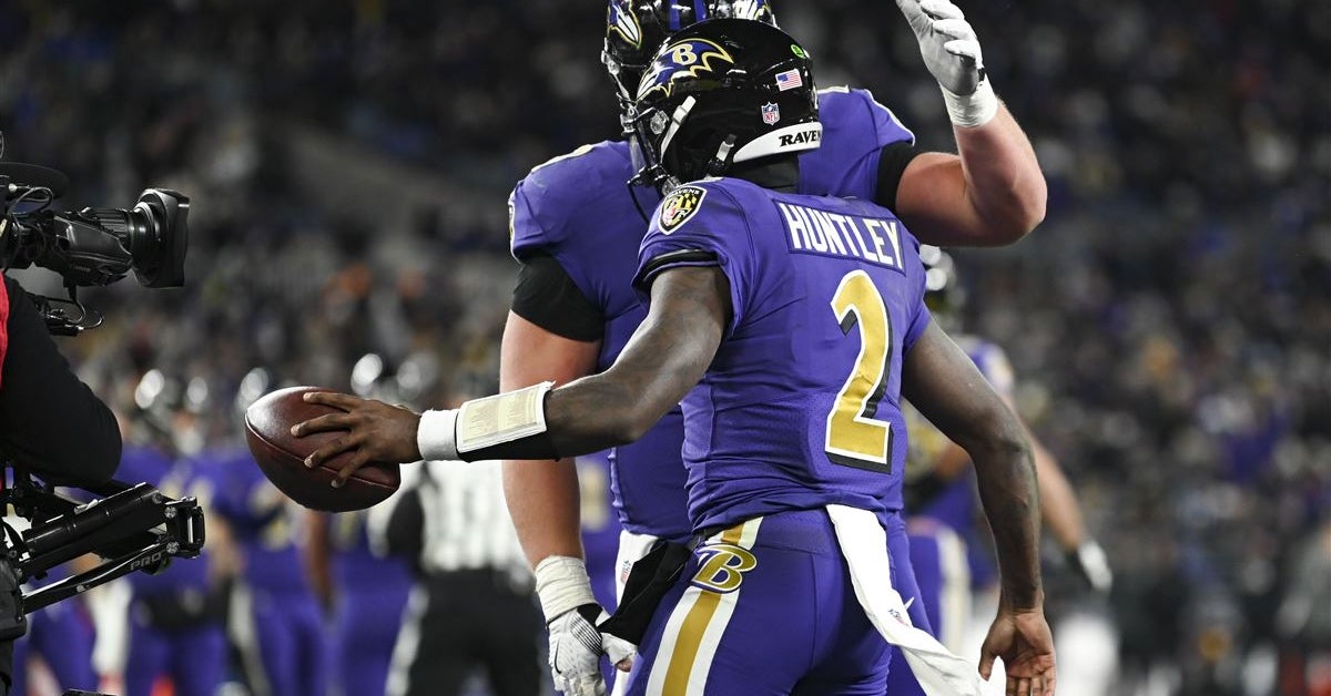 Former Utah QB Tyler Huntley shines on national stage for the Baltimore Ravens
