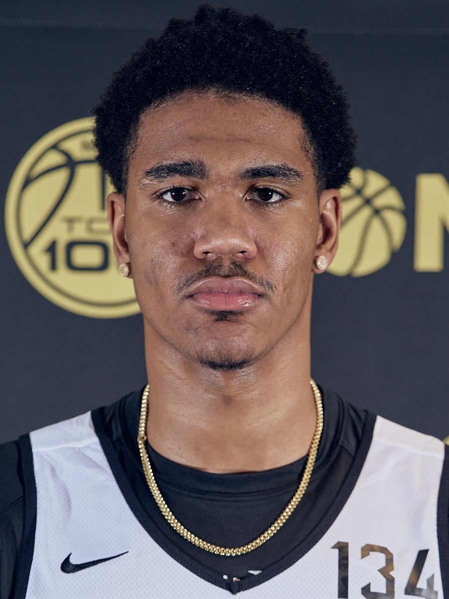 Isaiah Hill