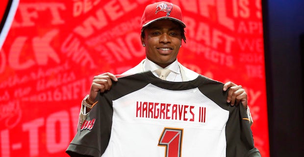 vernon hargreaves bucs jersey