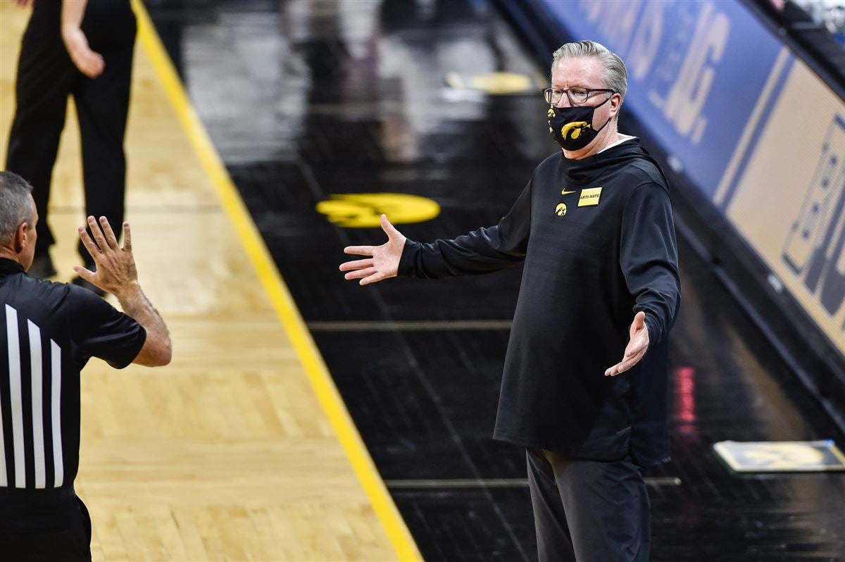 College Basketball Expert Picks For Iowa Gonzaga