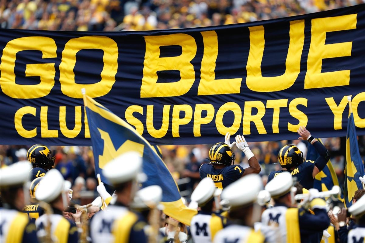 Michigan-UNLV featured in CBS college football doubleheader