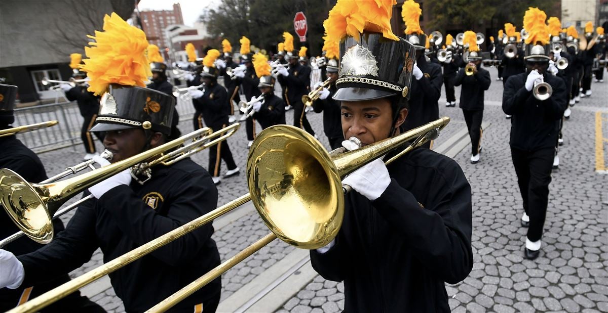 LIVE Alabama State Marching Band Halftime Show