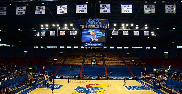 Into The Phog Uk S History At Allen Fieldhouse