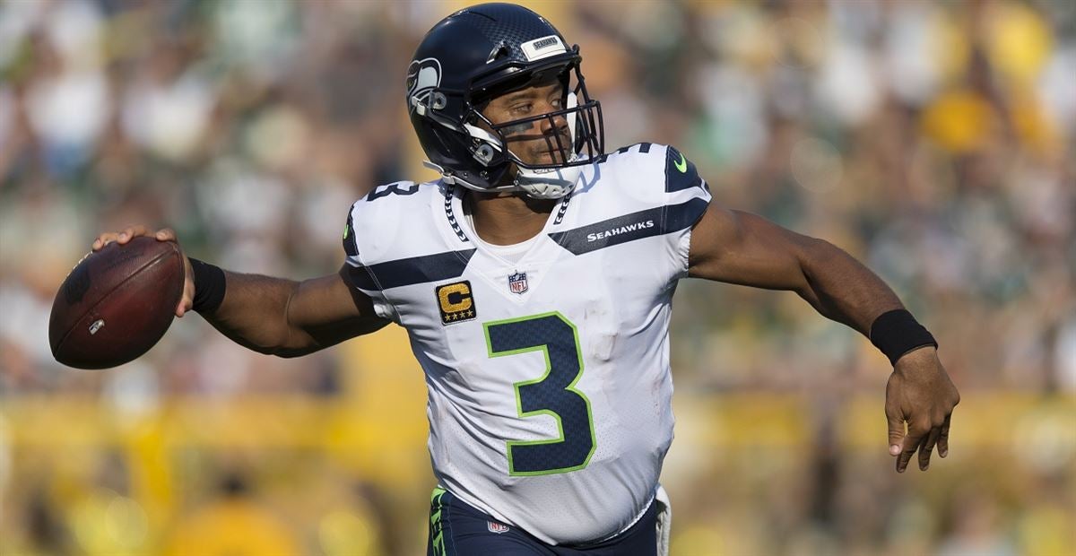 Russell Wilson is lobbying for these Seahawks throwbacks, and we